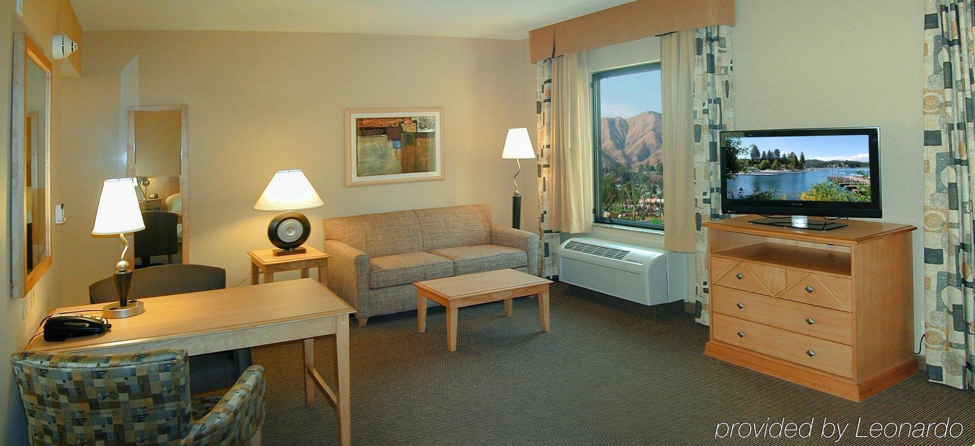 Hampton Inn & Suites Highland サン・バーナディーノ 部屋 写真